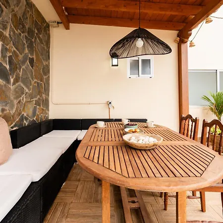 Апартаменты Vivelorural Casa Marao Great Sea Views Арукас
