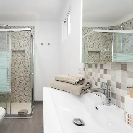 Vivelorural Casa Marao Great Sea Views * Арукас